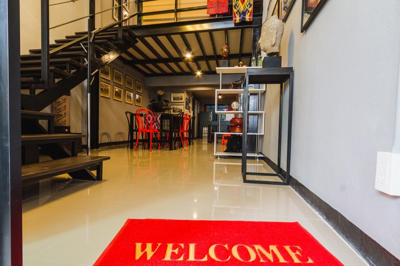 Chez Pom Hotel Chiang Mai Buitenkant foto