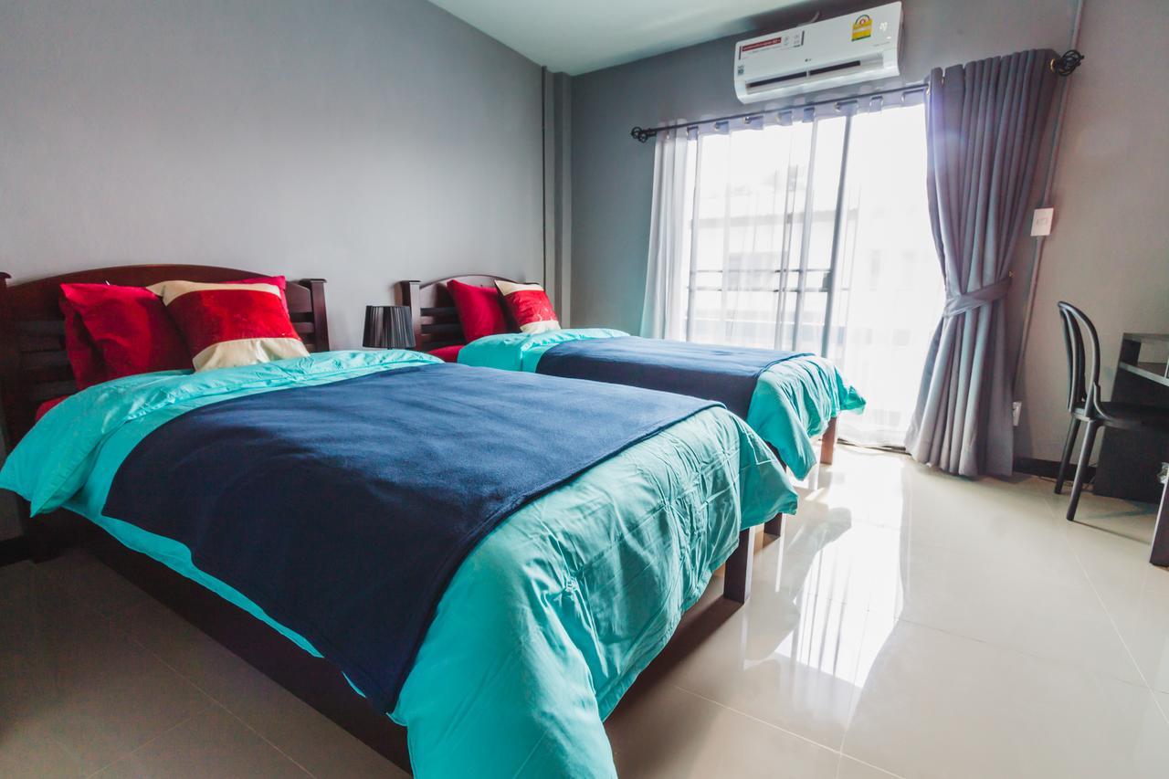 Chez Pom Hotel Chiang Mai Buitenkant foto