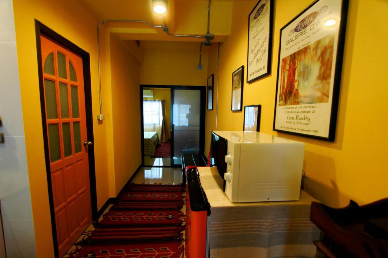 Chez Pom Hotel Chiang Mai Buitenkant foto